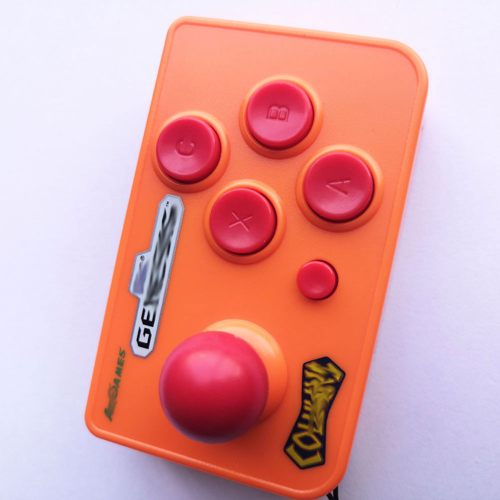 Mini joystick arcade con 10 gi - Retro Gaming Keychain recensione e prezzo